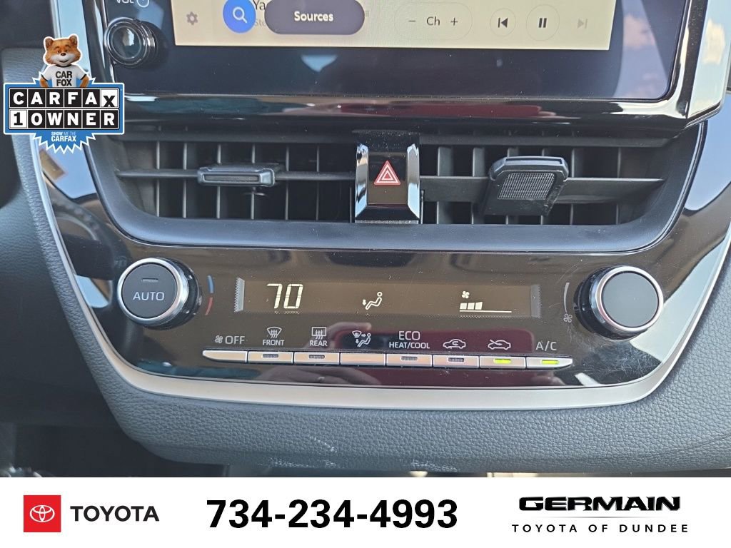 Used 2025 Toyota Corolla LE image 28