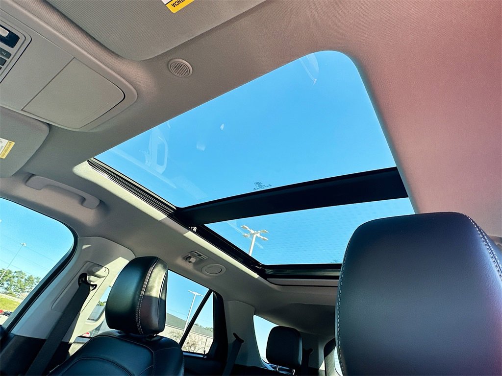 Certified 2023 Ford Explorer XLT w/ Equipment Group 202A image 11