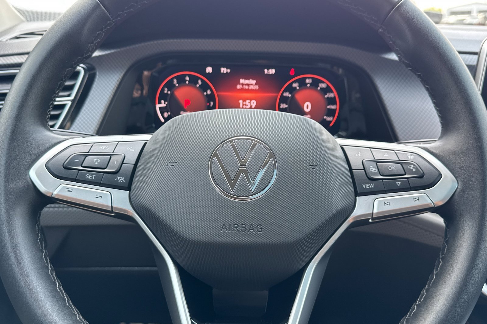 New 2025 Volkswagen Atlas Peak Edition SE image 22