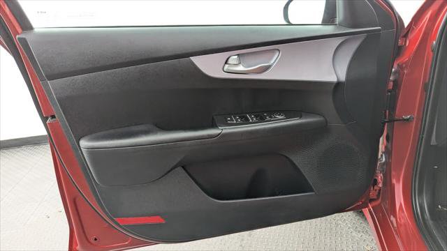 Used 2024 Kia Forte LXS FWD image 13