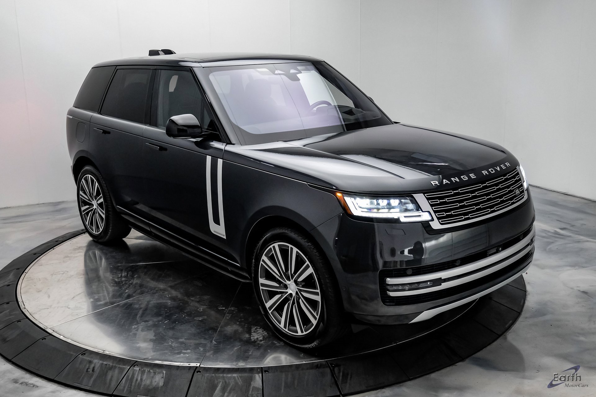 Used 2023 Land Rover Range Rover Autobiography image 21