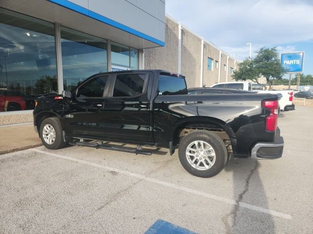 Used 2024 Chevrolet Silverado 1500 LT w/ Z71 Off-Road Package AWD/4WD image 3