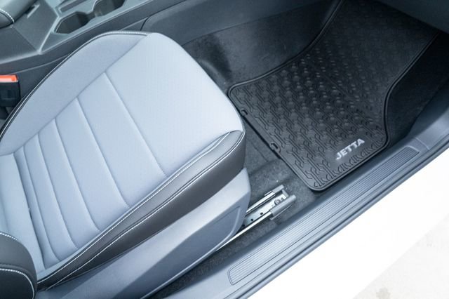 New 2026 Volkswagen Jetta SE image 41