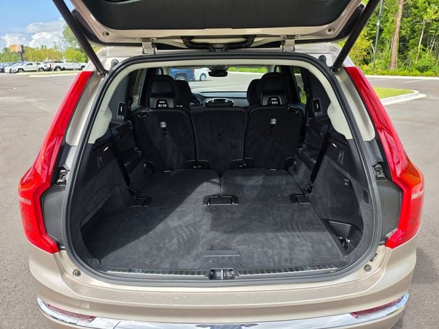 Used 2024 Volvo XC90 B5 Plus AWD/4WD image 13