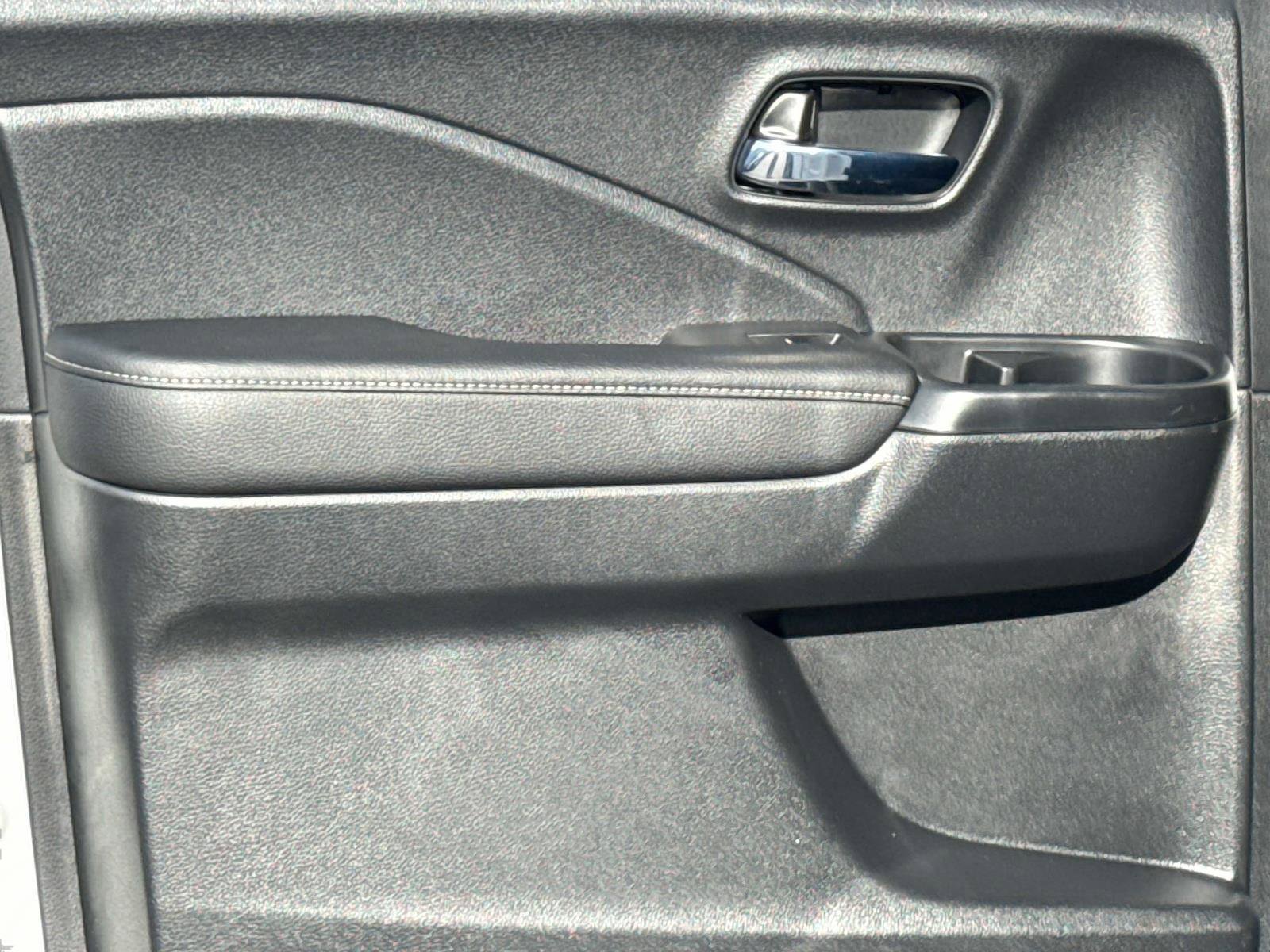 Certified 2025 Honda Ridgeline RTL image 12