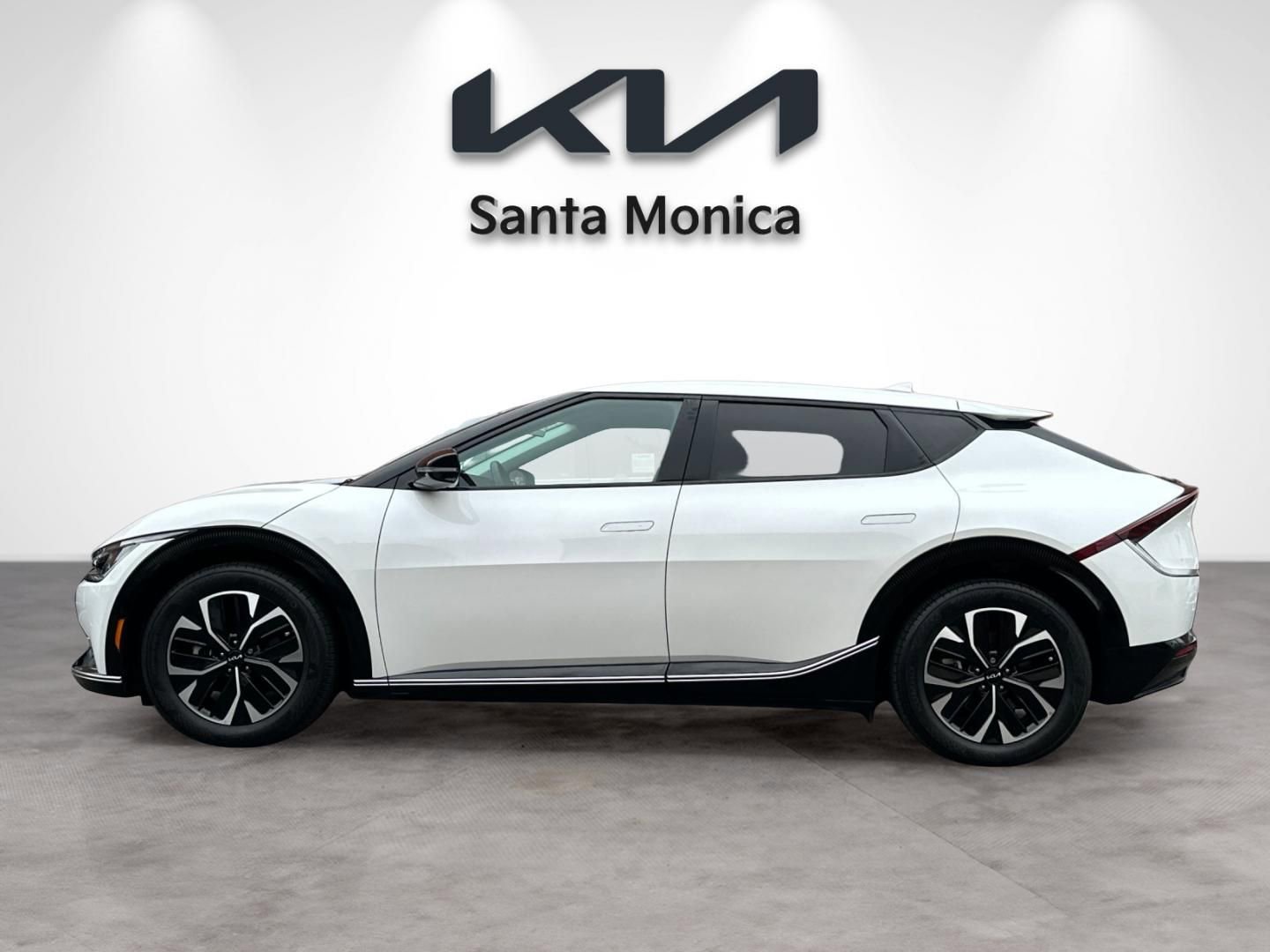 Certified 2023 Kia EV6 Wind AWD/4WD image 3