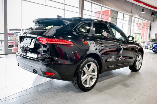 Used 2019 Jaguar F-PACE R-Sport image 5