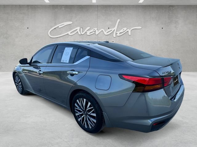 Used 2023 Nissan Altima 2.5 SV FWD image 14