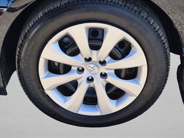 Used 2026 Toyota Corolla LE FWD image 22