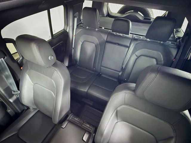 Certified 2024 Land Rover Defender 110 X-Dynamic SE image 14