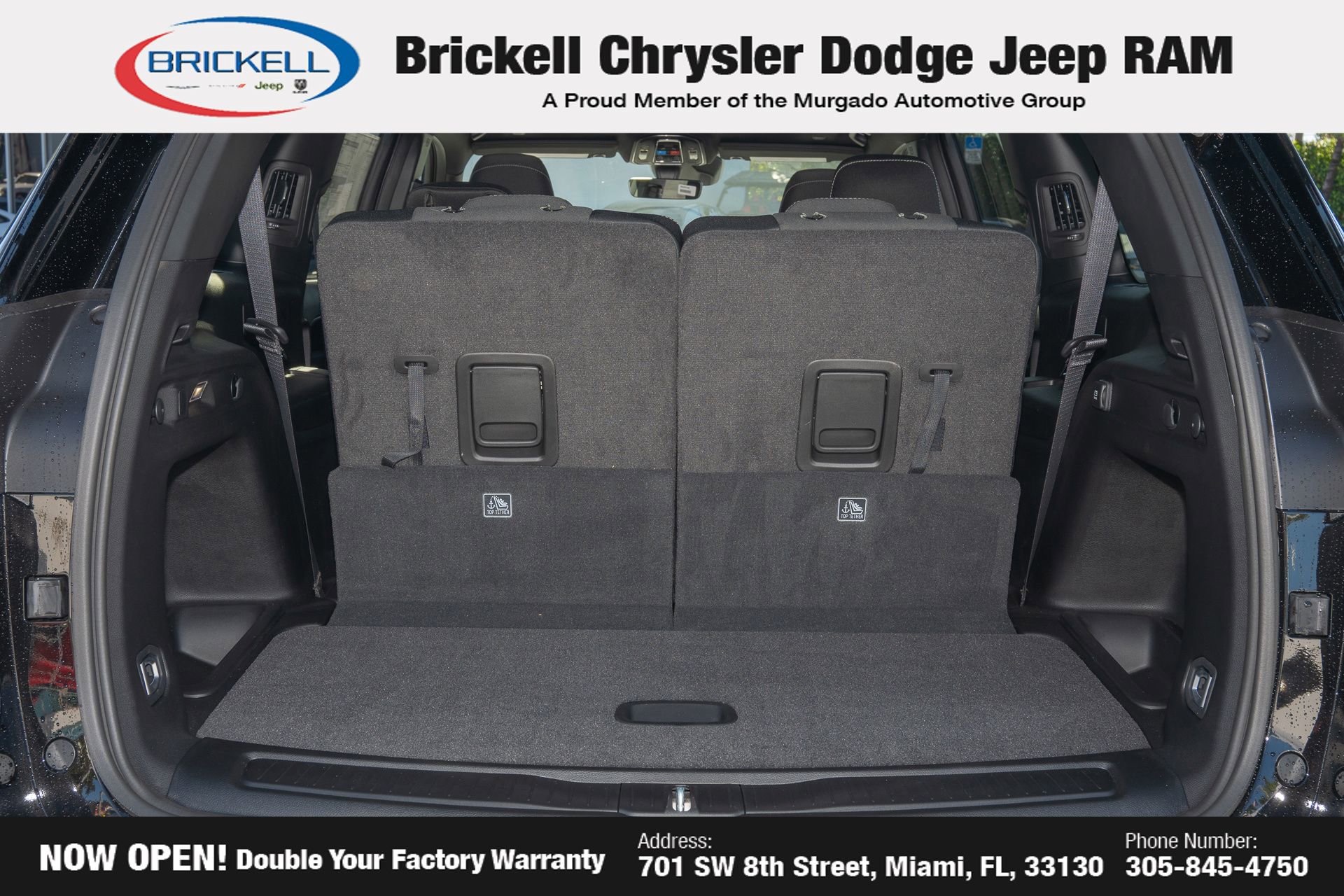 New 2025 Jeep Grand Cherokee L Laredo image 9