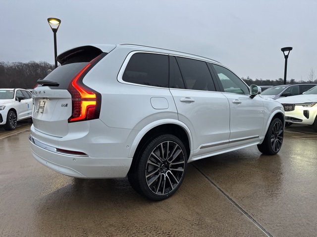 New 2026 Volvo XC90 B6 Plus w/ Protection Package image 7