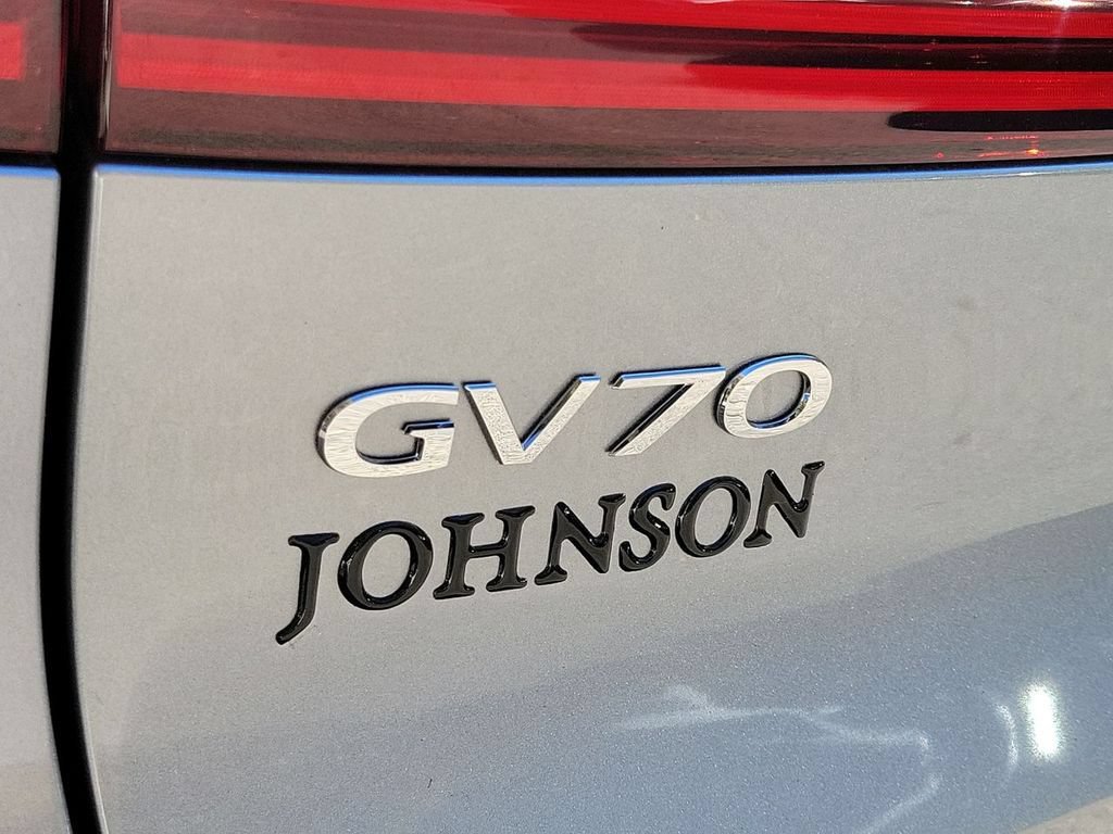 Used 2024 Genesis GV70 2.5T w/ Select Package AWD/4WD image 18