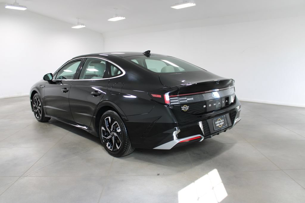 Used 2024 Hyundai Sonata SEL FWD image 7