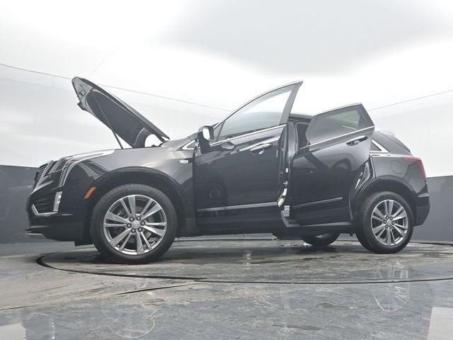 Certified 2025 Cadillac XT5 Premium Luxury image 59