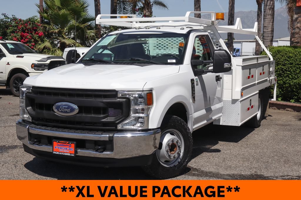 Used 2022 Ford F350 XL w/ Power Equipment Group RWD image 4