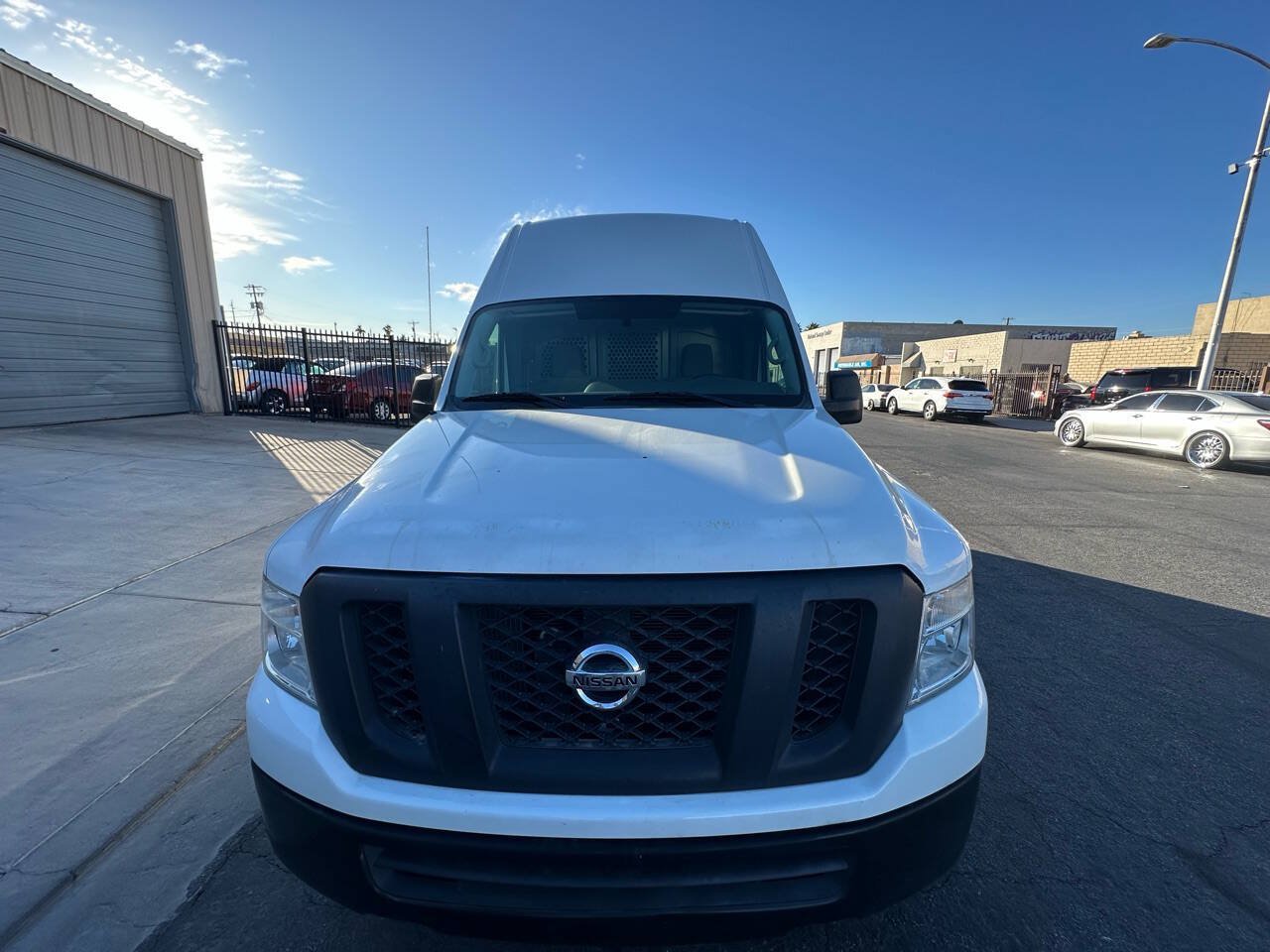 Used 2017 Nissan NV 2500 SV RWD image 18