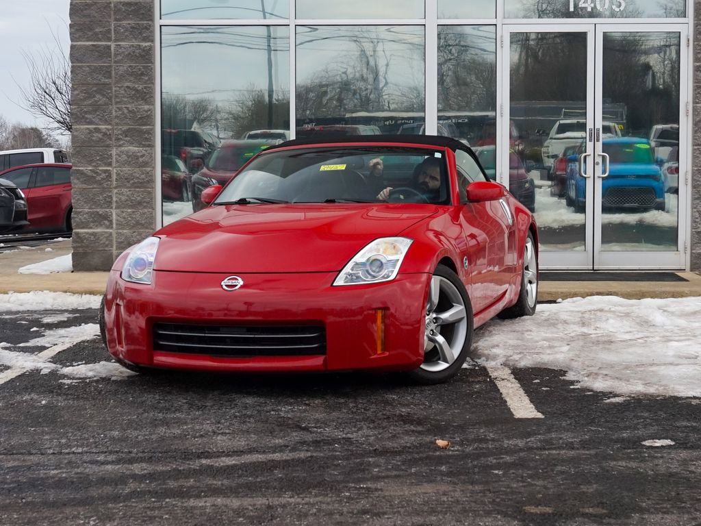 Used 2007 Nissan 350Z Touring image 6