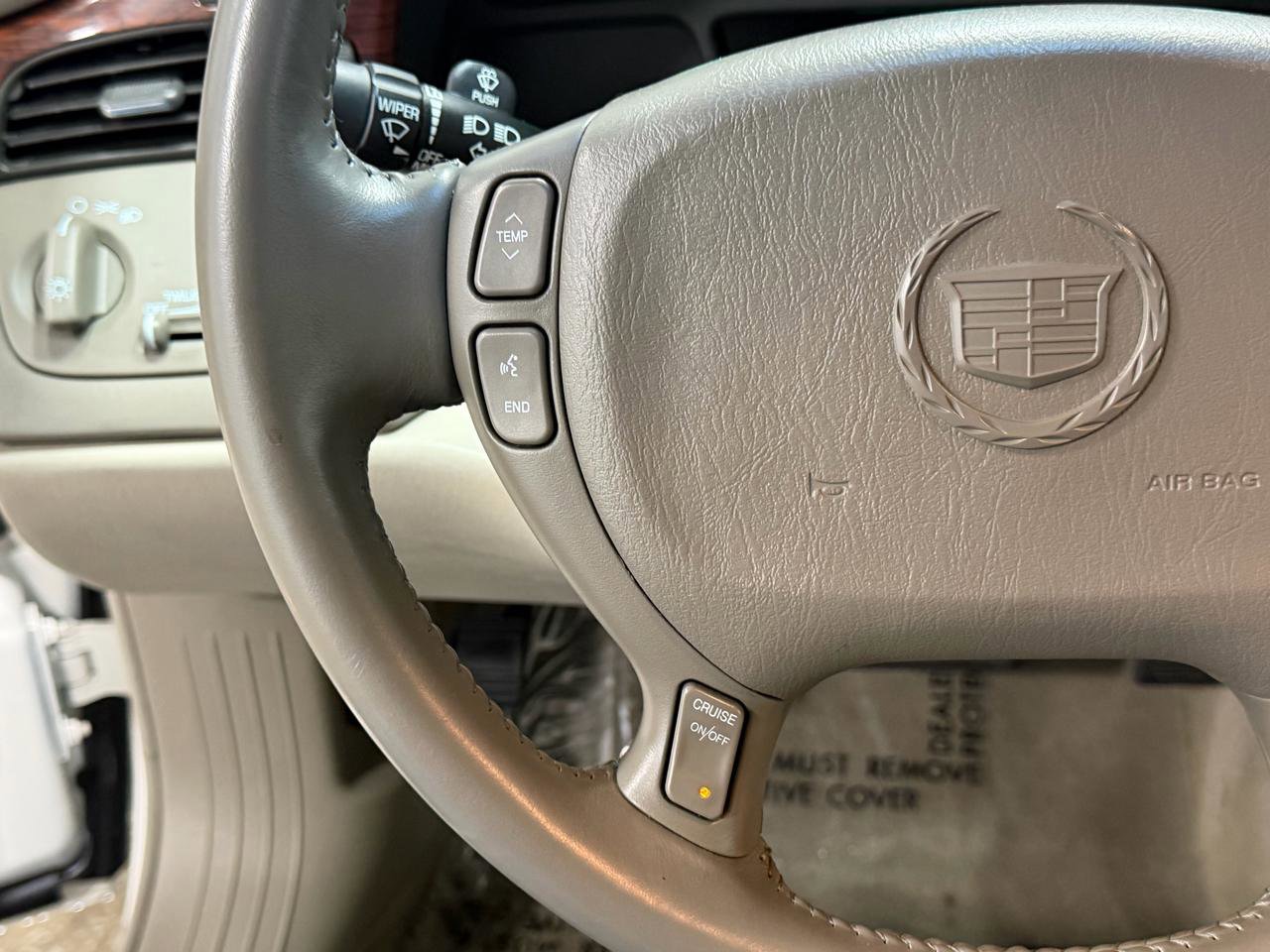 Used 2005 Cadillac De Ville Premium FWD image 27