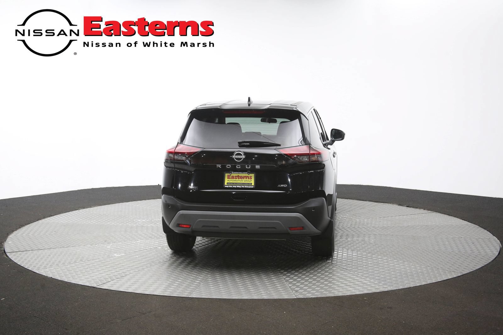 Used 2023 Nissan Rogue S AWD/4WD image 37