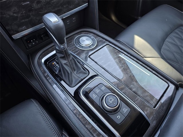 Used 2021 Nissan Armada Platinum image 25