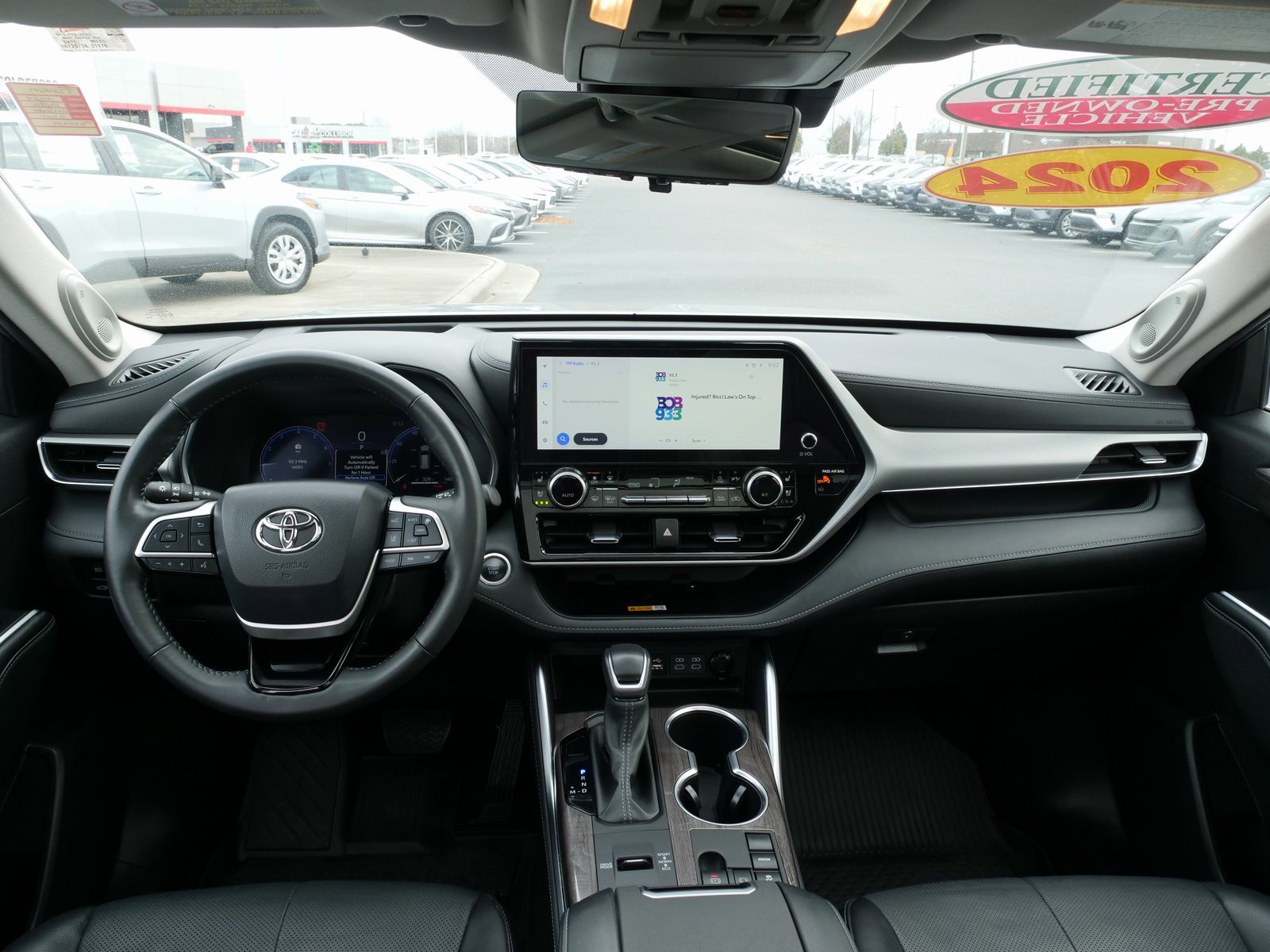 Used 2024 Toyota Highlander Platinum image 38