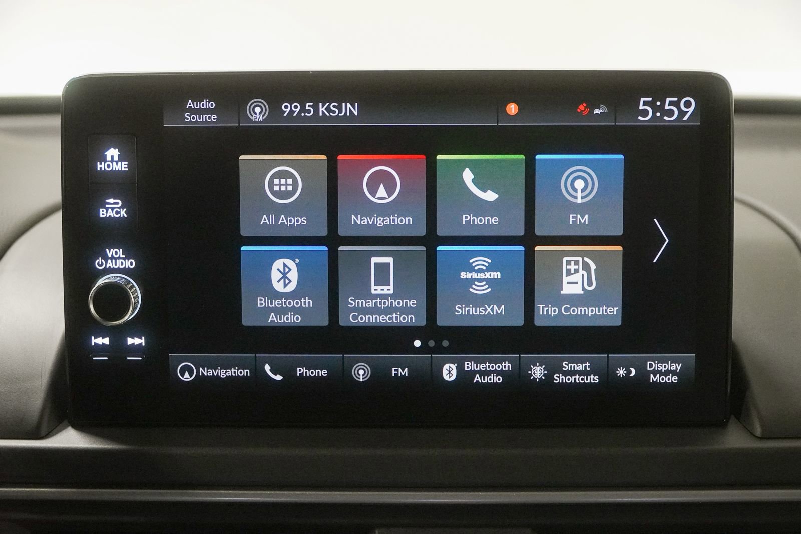 Certified 2025 Honda Pilot Touring image 29