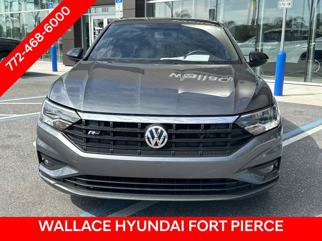 Used 2021 Volkswagen Jetta R-Line w/ R-Line Cold Weather Package image 4