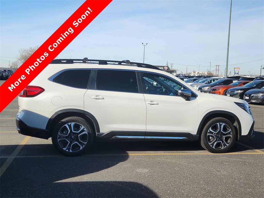 Used 2023 Subaru Ascent Limited w/ Technology Package image 2