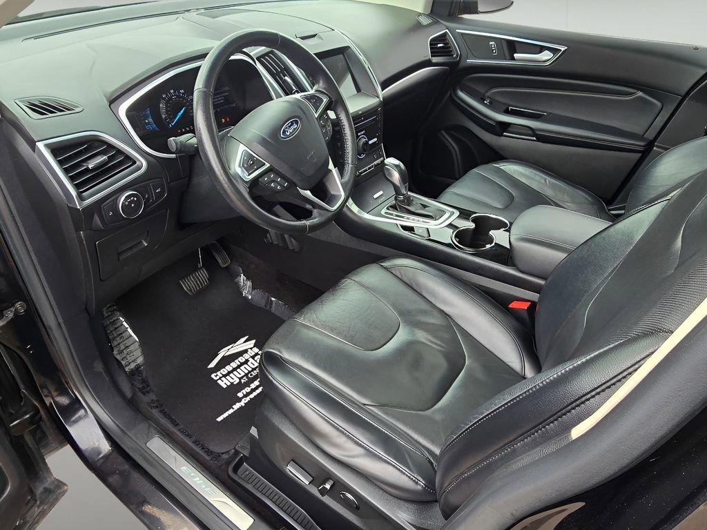 Used 2016 Ford Edge Titanium w/ Equipment Group 301A image 18