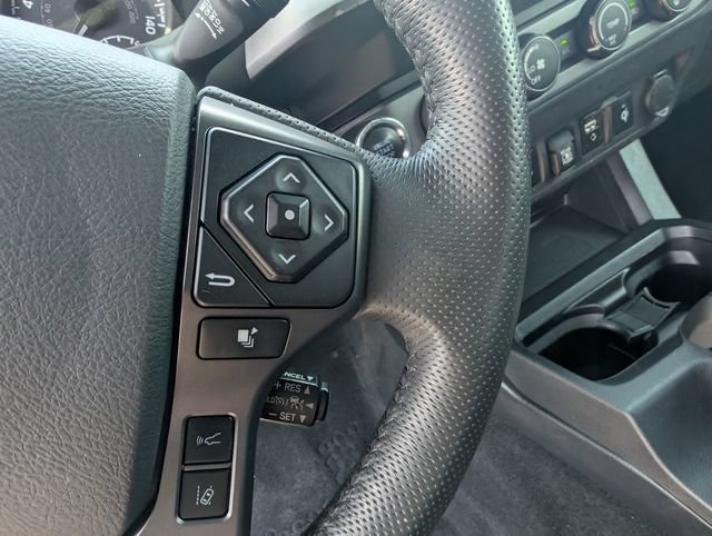 Used 2019 Toyota Tacoma TRD Sport w/ Technology Package AWD/4WD image 18