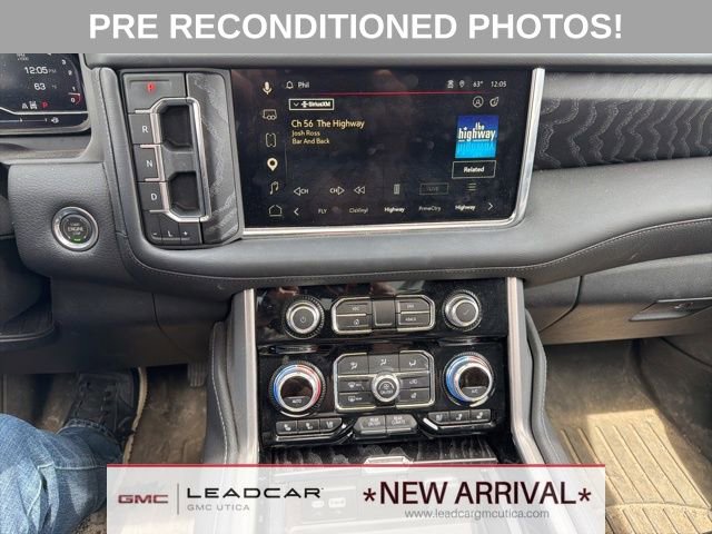 Used 2024 GMC Yukon XL Denali w/ Denali Reserve Package AWD/4WD image 31