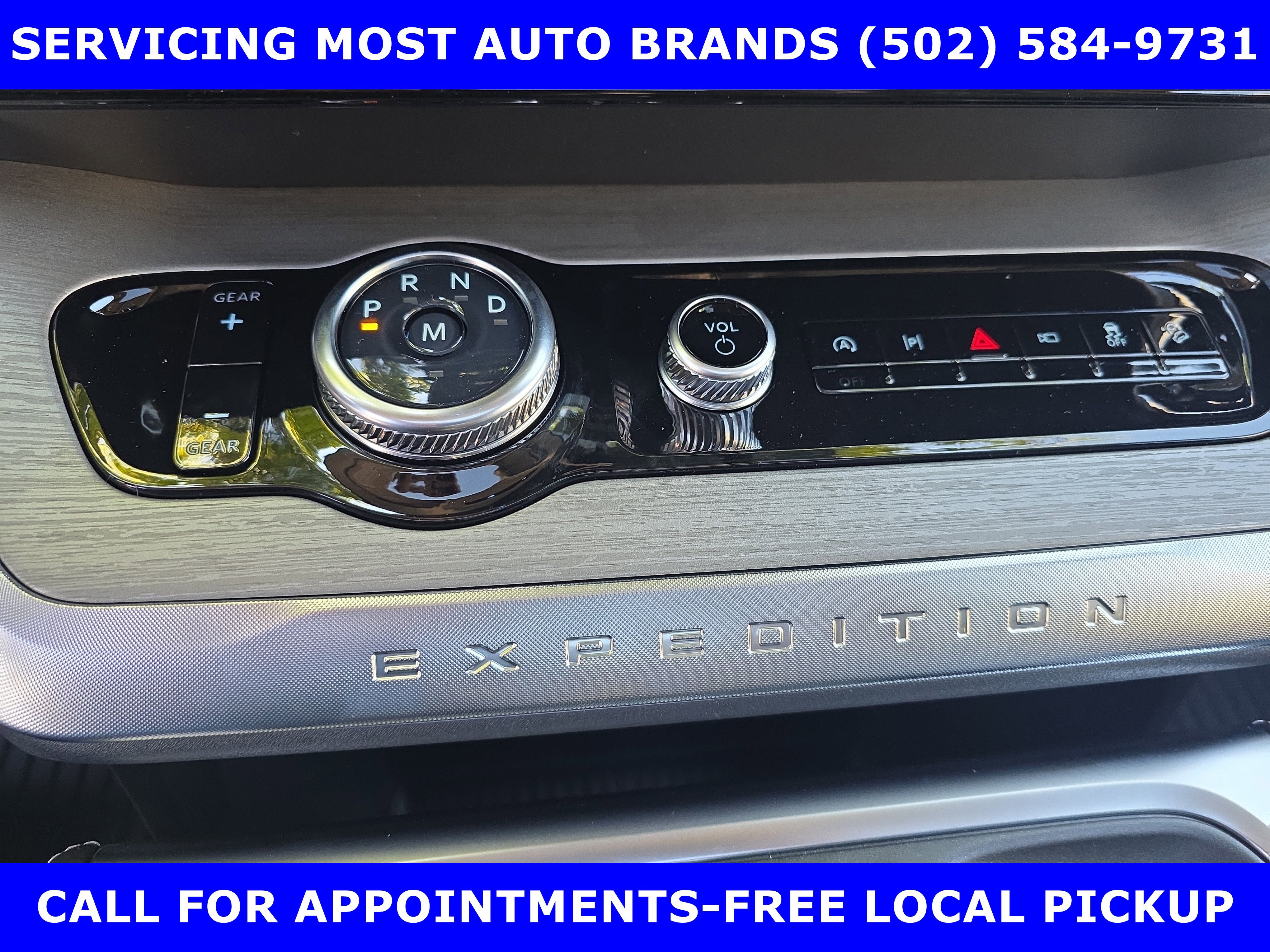 New 2025 Ford Expedition Max Platinum w/ Driver's Package image 32