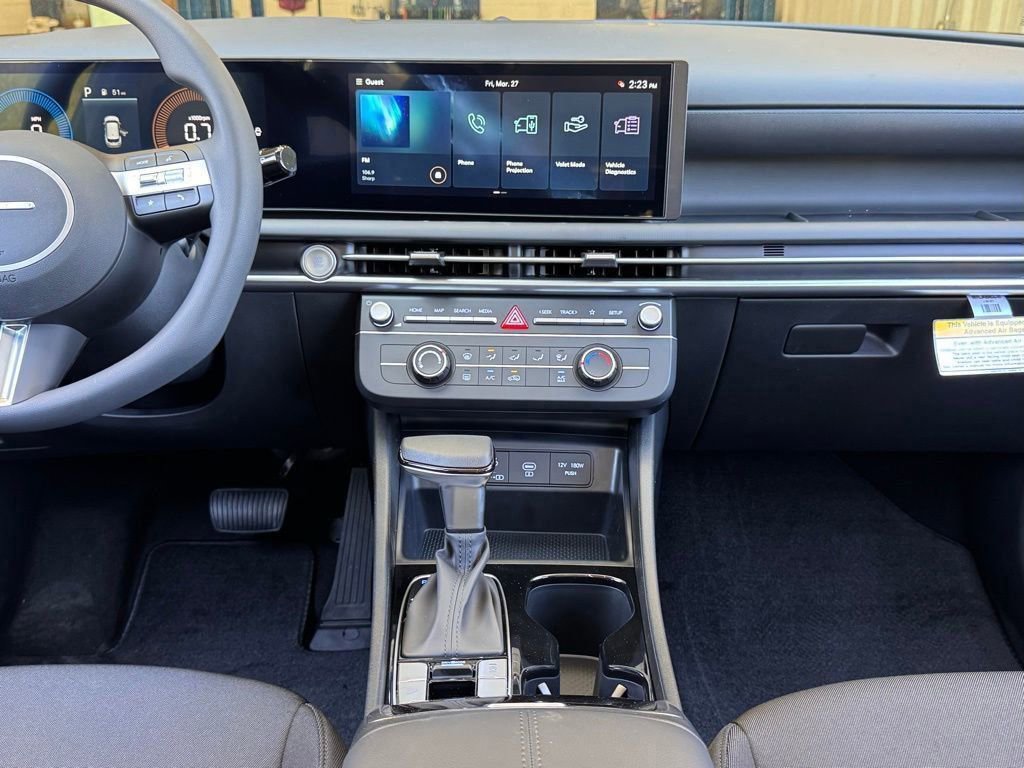 New 2026 Hyundai Tucson SE image 3