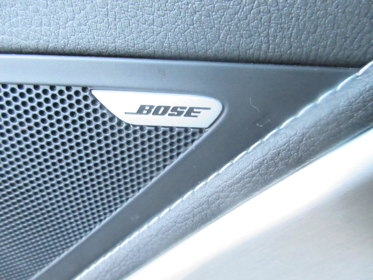 Used 2017 Chevrolet Corvette Stingray Coupe w/ Carbon Flash Badge Package image 50