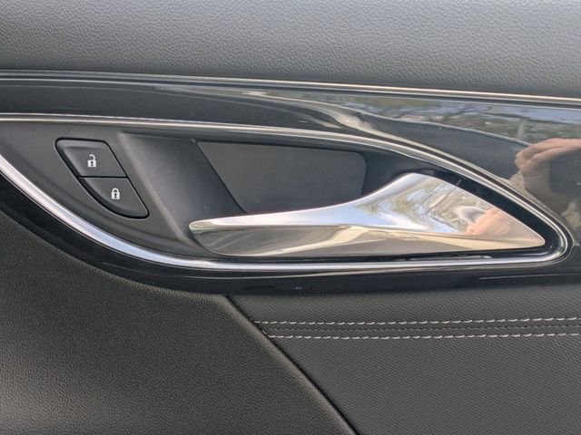 Used 2025 Buick Envision Preferred image 33