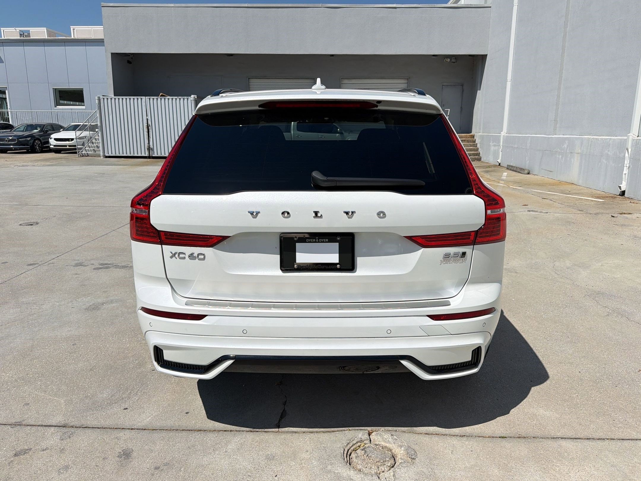 Used 2023 Volvo XC60 B5 Plus w/ Climate Package image 10