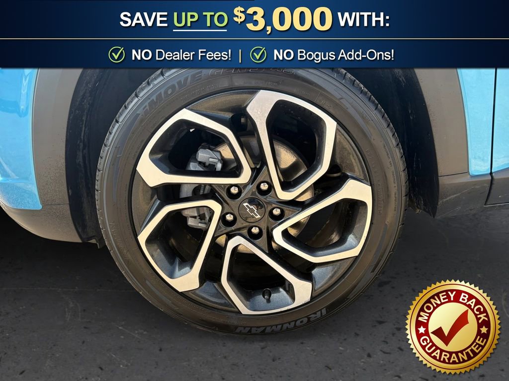 Used 2025 Chevrolet Trax RS w/ Driver Confidence Package image 13