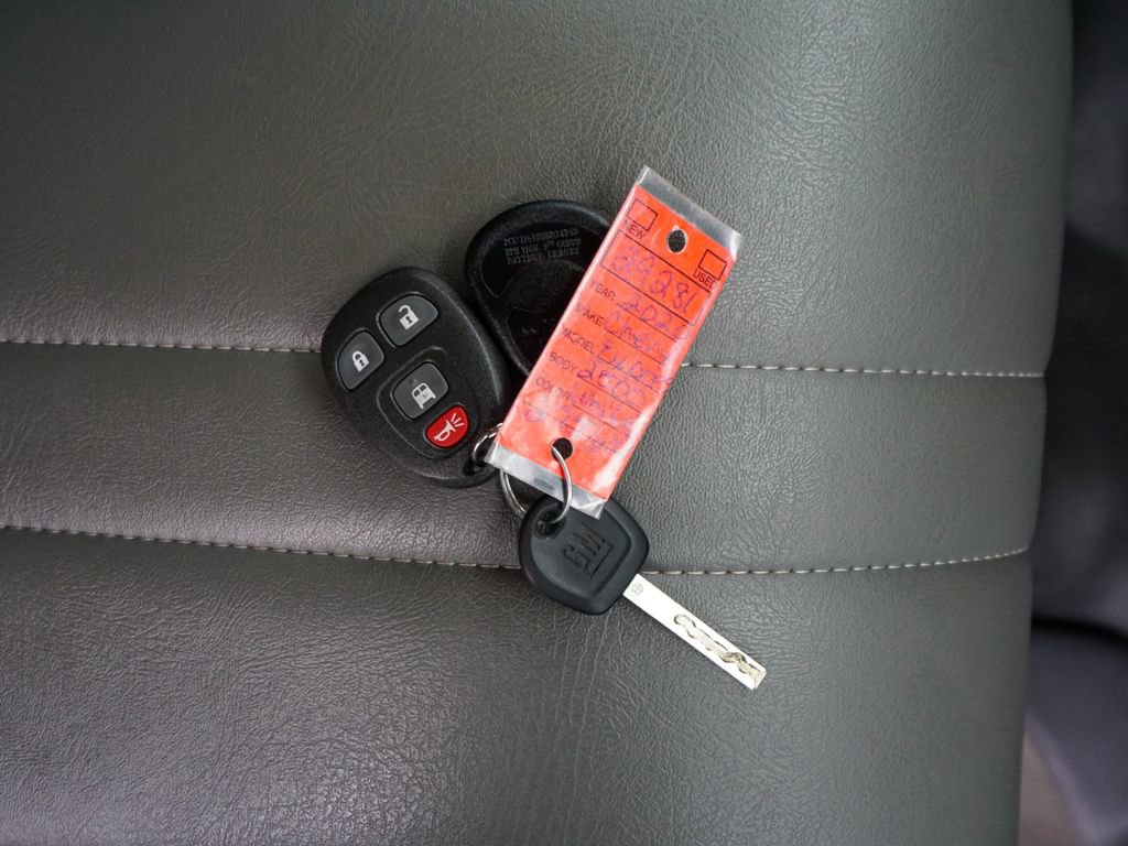 Used 2020 Chevrolet Express 2500 w/ Driver Convenience Package image 23