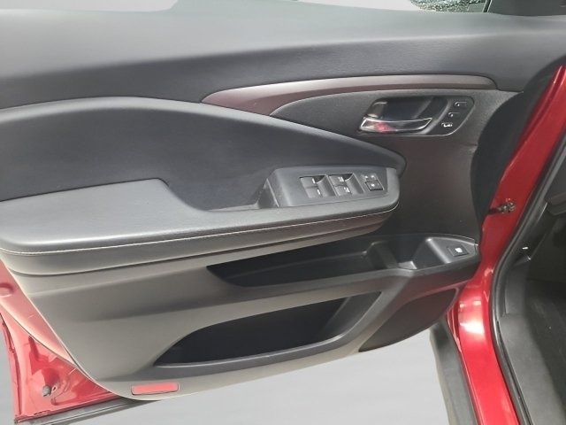 Certified 2021 Honda Ridgeline RTL image 21