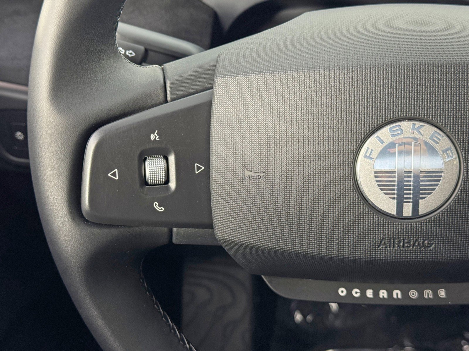 Used 2023 Fisker Ocean One image 19