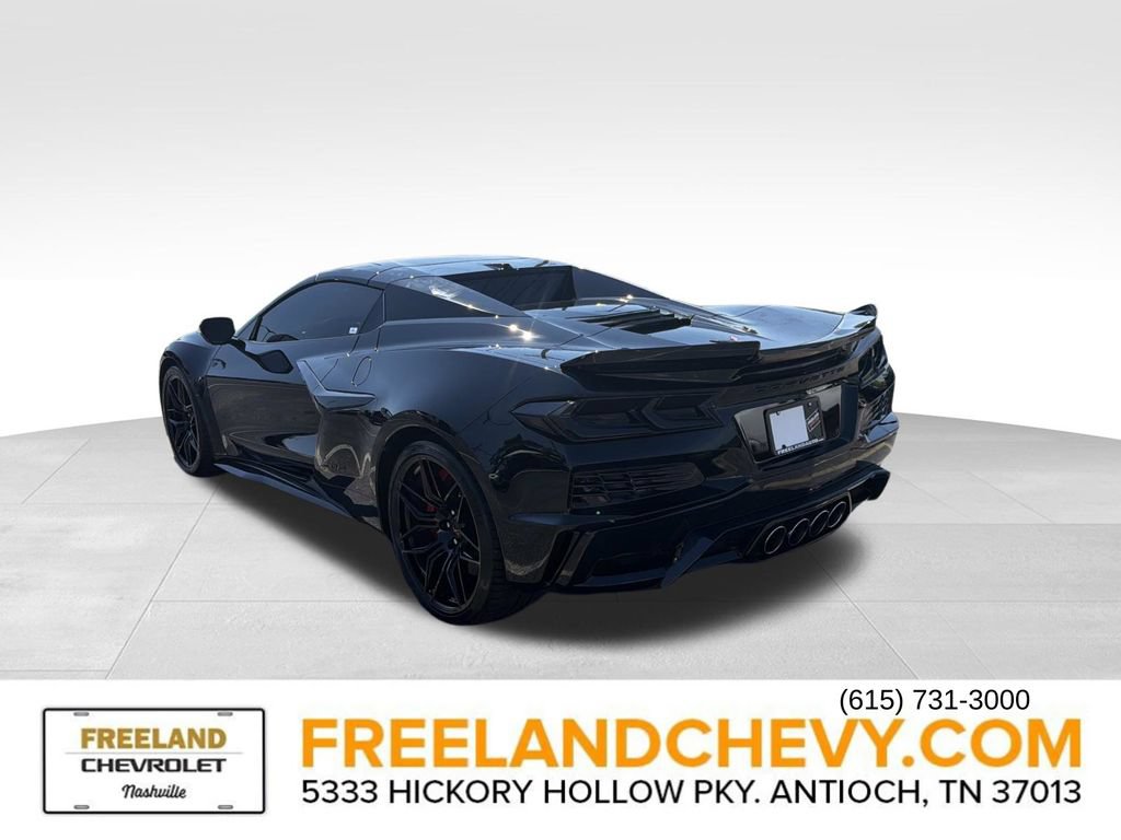 Used 2025 Chevrolet Corvette Z06 RWD image 5