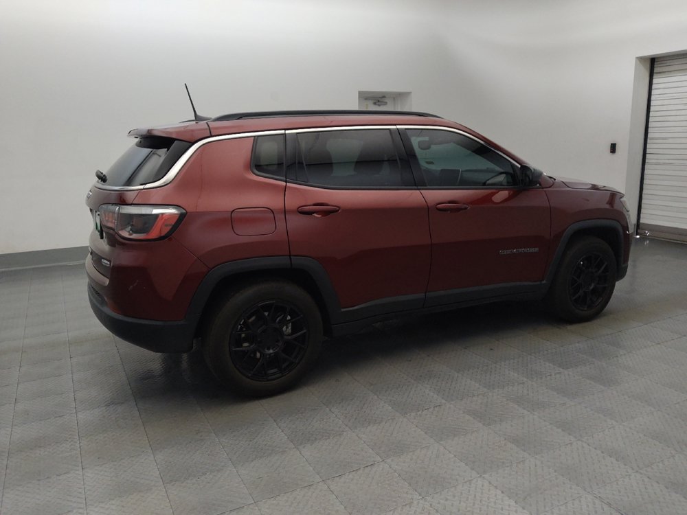 Used 2022 Jeep Compass Latitude FWD image 10