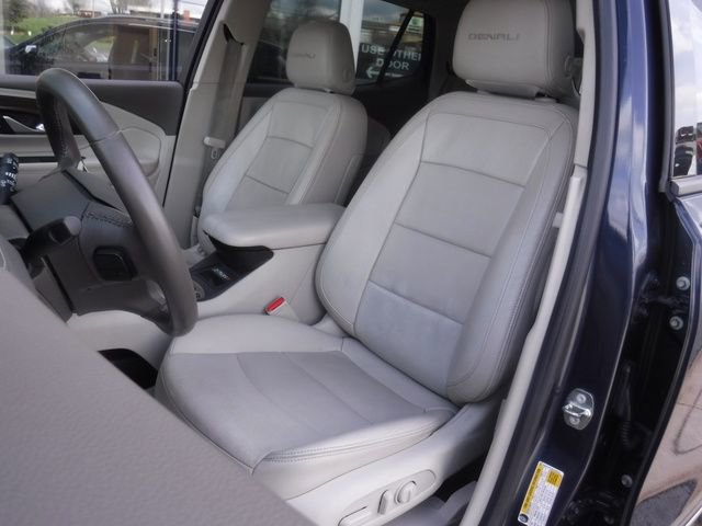 Used 2018 GMC Terrain Denali w/ Comfort Package AWD/4WD image 20