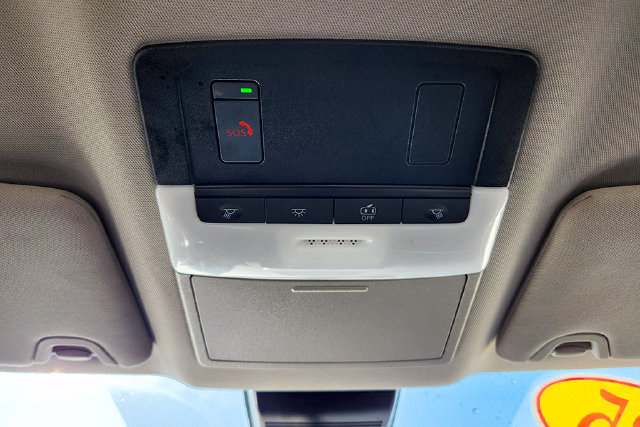 Used 2025 Nissan Altima 2.5 SV AWD/4WD image 16