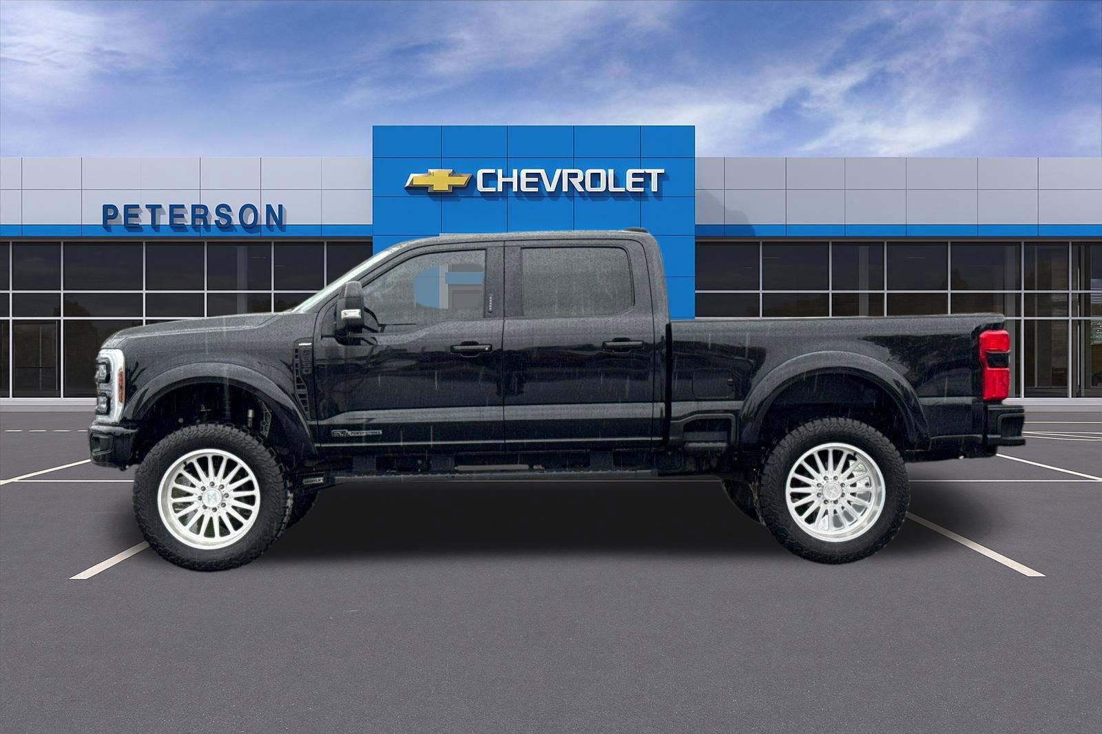Used 2024 Ford F350 Lariat w/ Lariat Ultimate Package AWD/4WD image 7
