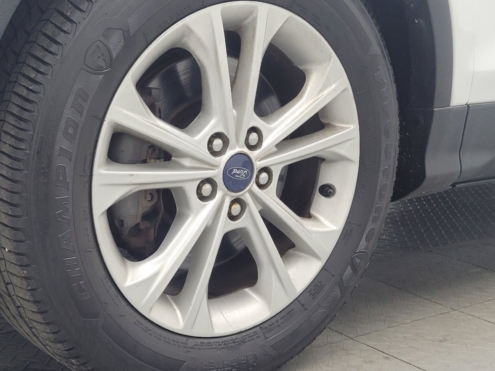 Used 2017 Ford Escape SE AWD/4WD image 31