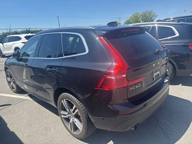 Used 2019 Volvo XC60 T6 Momentum w/ Protection Package AWD/4WD image 11