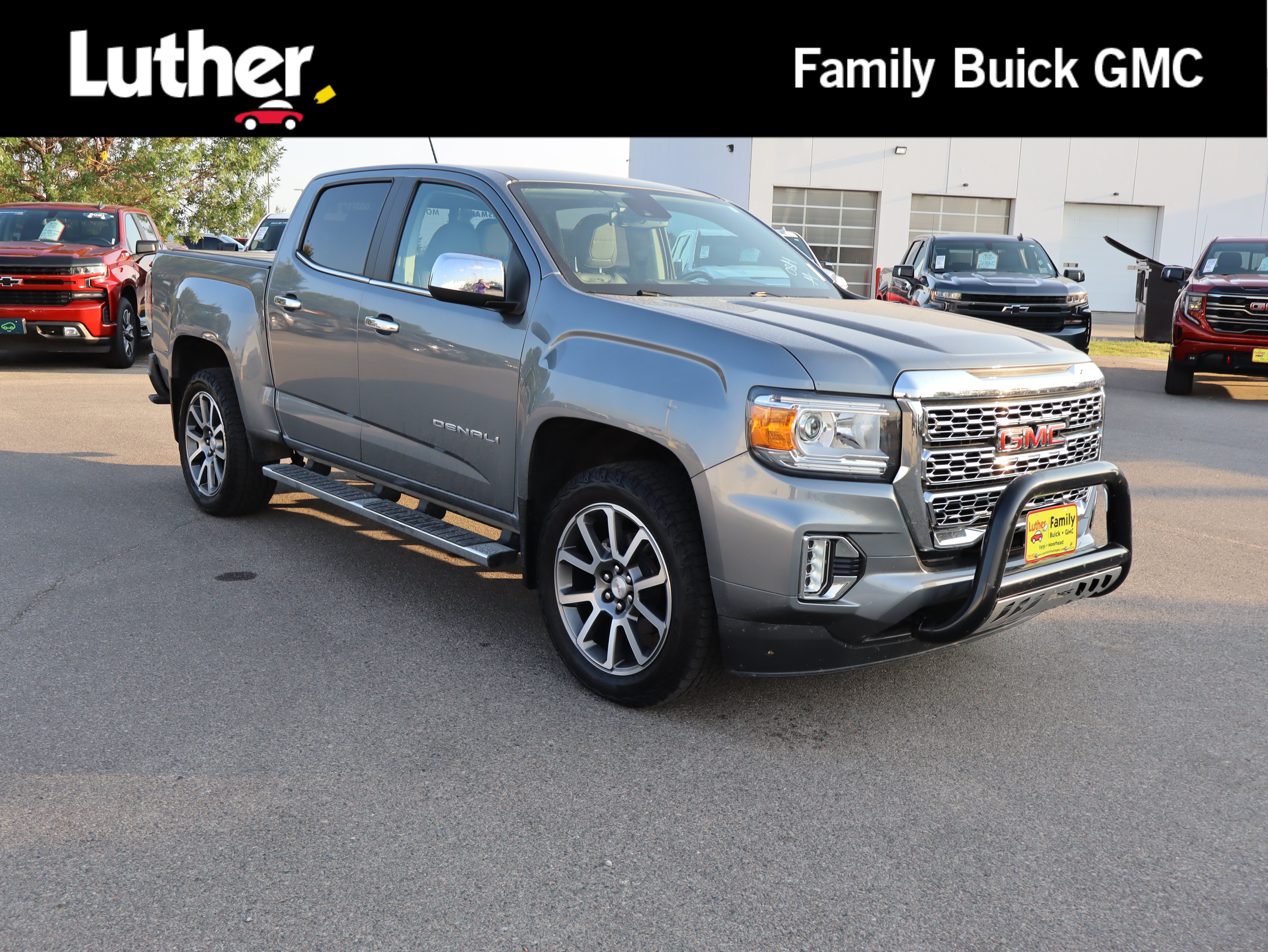 Used 2021 GMC Canyon Denali AWD/4WD image 1