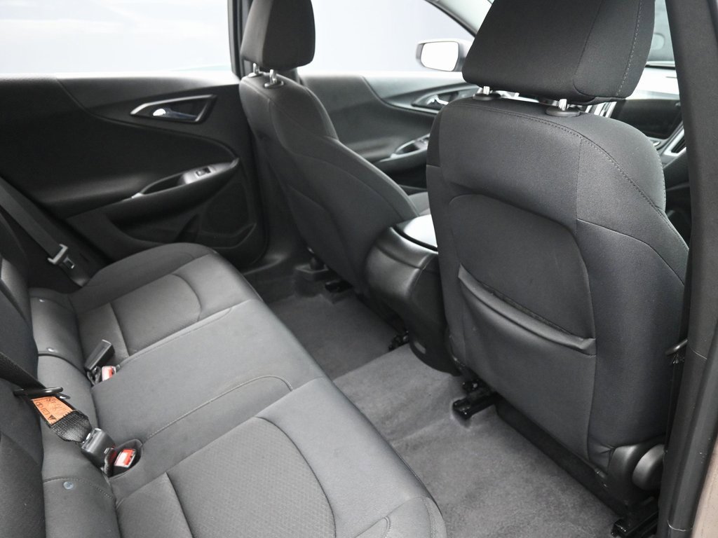 Used 2023 Chevrolet Malibu LS image 32